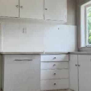 Charming 2 Bedroom Home in Central Papakura - Photo 1