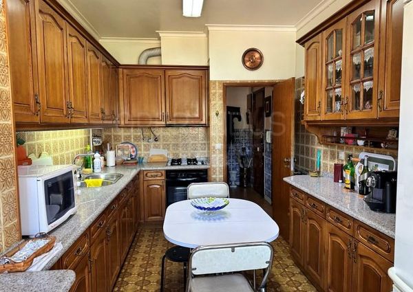 Apartamento T3 em Lisboa