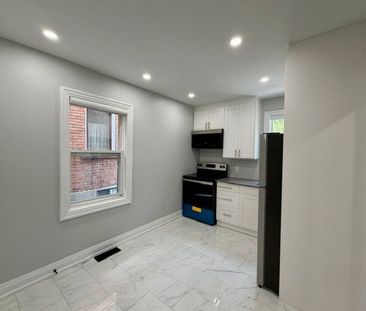 For Lease - 19 MOUNT ROYAL Avenue Unit# Main Level, Toronto, Ontario - Photo 5