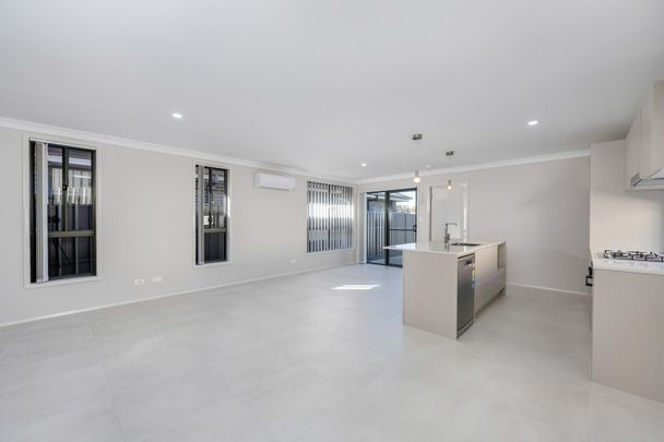 Minutes from the Expressway! - Photo 1