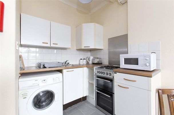 1 bedroom flat to rent - Photo 1