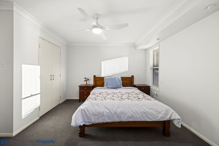 Contemporary Home Offering Space, Flexibility & Comfort - Photo 2