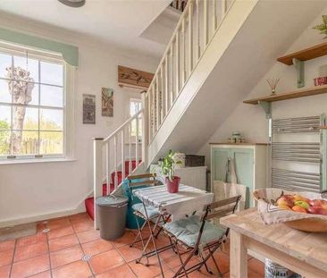 Slough Road, Datchet, SL3 - Photo 3