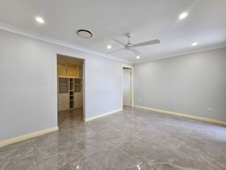 Stylish & Modern Family Retreat with Pool & Solar - Prime Campbelltown Location! - Photo 4