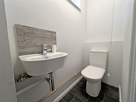 3 Bedroom House To Rent - Photo 1