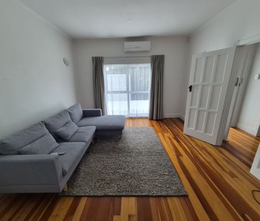 GREY LYNN - Photo 2