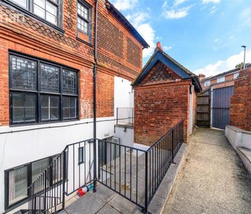 House share to rent - Photo 1