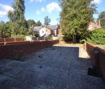 Grange Avenue, University Area, RG6 - Photo 2