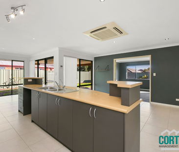 6 Avon Cres, Atwell WA 6164 - House For Rent | Domain - Photo 6