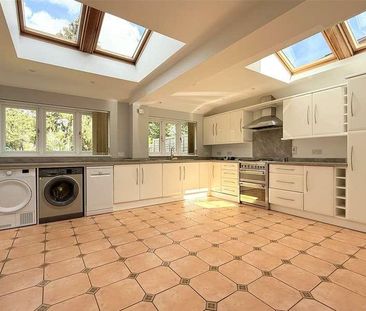 Langford Crescent, Cockfosters, Hertfordshire, EN4 - Photo 4