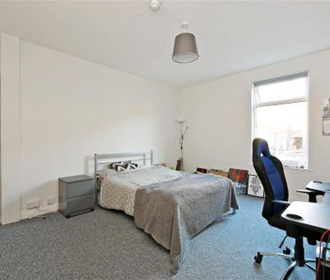 6 bedroom house to rent - Photo 1