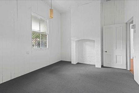 Paddington - Photo 2