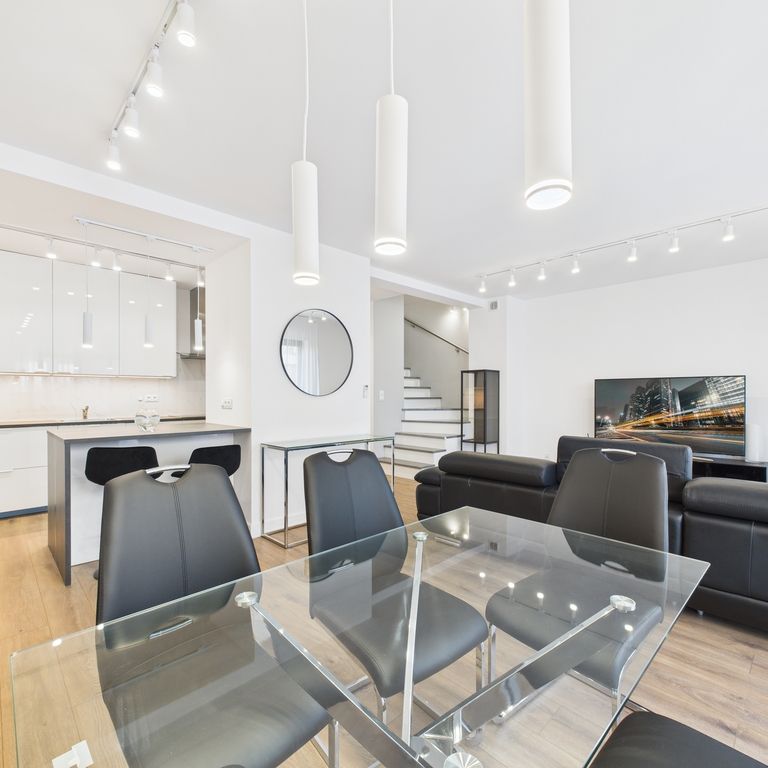 Dom na wynajem Bielany Wrocławskie - Zdjęcie 1