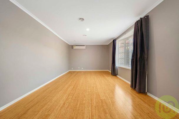 Spacious, Renovated & Full of Sunlight – A Home That Ticks Every Box! - Photo 1