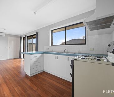 SUPER SPACIOUS, IN LOVELY CANADIAN - Photo 6