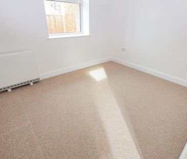 2 bedroom terraced bungalow to rent - Photo 4