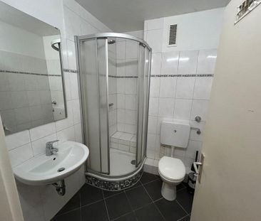 Möbliertes Frauen-WG Zimmer in bester Wuppertaler Lage! - Foto 1