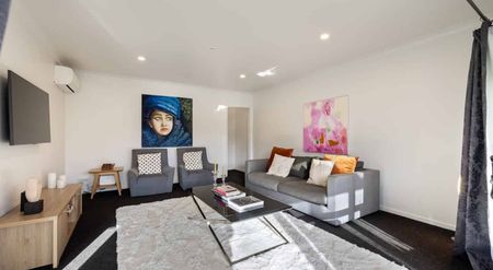 Spacious & Fully Furnished Living - Photo 3