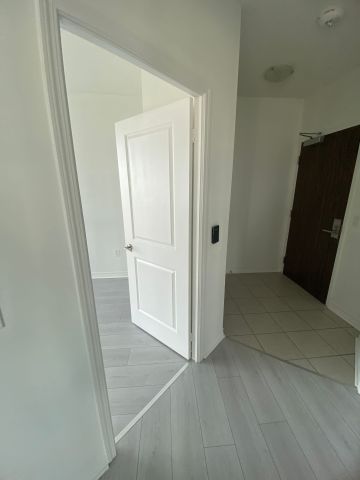 For Lease - 349 Rathburn Road Unit# 2305, Mississauga, Ontario - Photo 5