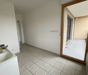 Location Appartement 4 pièces 82m² - Photo 6