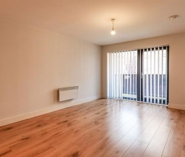 1 bedroom flat to rent - Photo 2