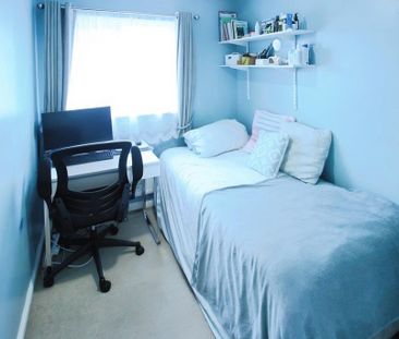 4 bedroom detached house to rent - Photo 5