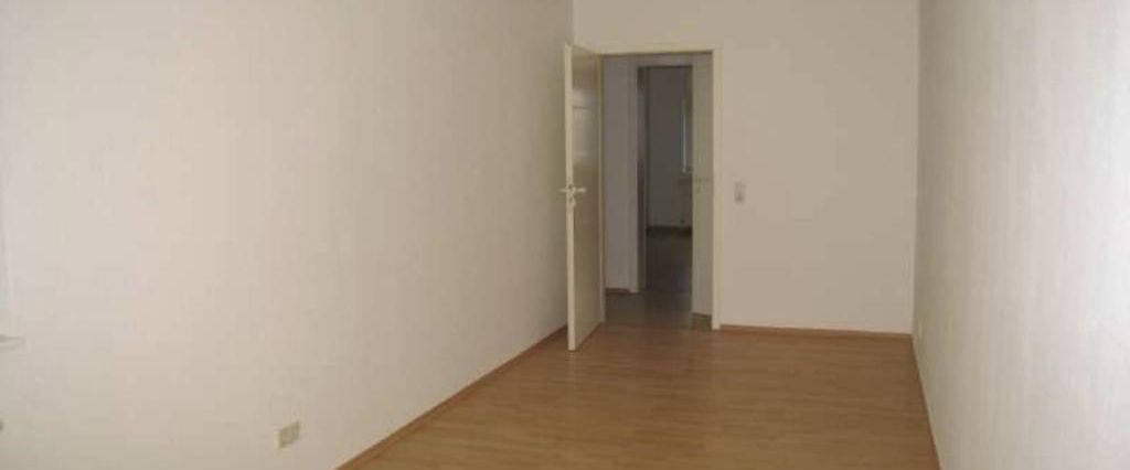 Sehr schöne 3-R-Wohnung. ca.75,09 m² im DG/4.OG zu vermieten. - Photo 1