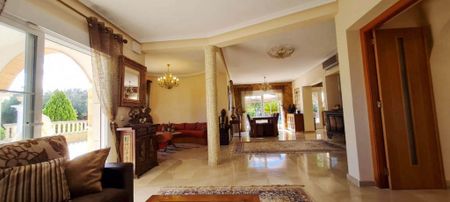 5 Bedrooms Detached villa in La Nucia Alicante (Costa Blanca) - Photo 3