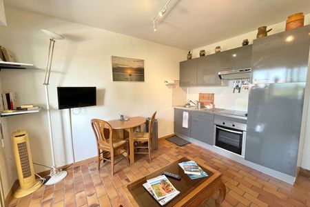 Appartement Six Fours Les Plages 1 pièce(s) 22.85 m2 - Photo 2