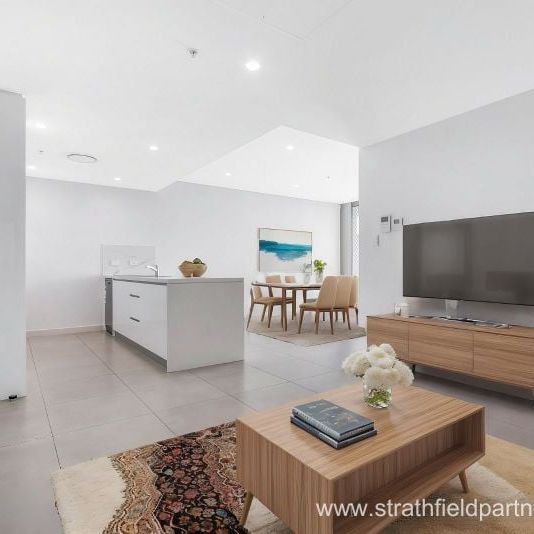 Arriva Strathfield | Huge Luxury 2 Bedroom Apartment - Photo 1