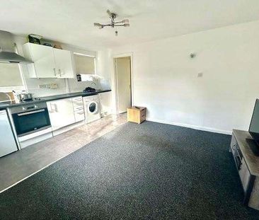 The Avenue, Sunbury-on-thames, TW16 - Photo 3