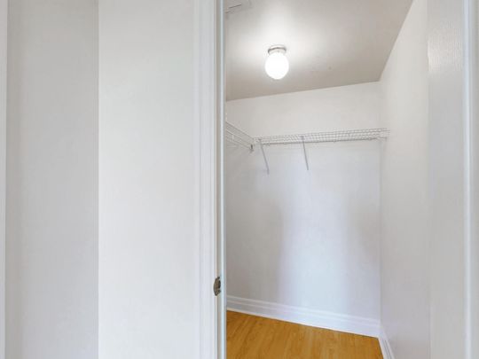 For Lease - 188 Doris Avenue Unit# 1709, Toronto, Ontario - Photo 1