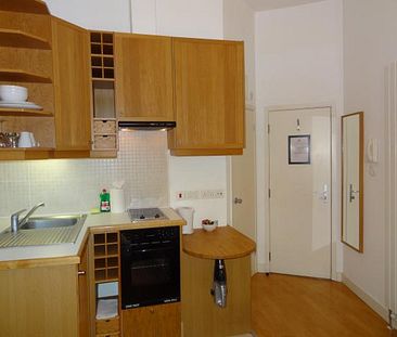 Flat 09 Cartwright Gardens, Bloomsbury WC1H 9EH - Photo 1