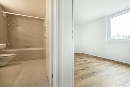 "Moderne 2.5-Zimmer-Wohnung mit Balkon in Hombrechtikon" - Foto 4