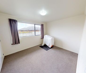 Kelvin Grove - 4 Bedrooms - Photo 1