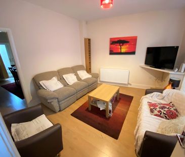 3 Bed Terraced House, Chilworth Street, M14 - Photo 1