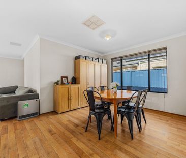 BYFORD - 4X2 - FAMILY LIVING WITH SPACE, COMFORT & CONVENIENCE - Photo 5