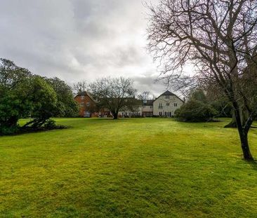 Heath House Road, Worplesdon, GU22 - Photo 1