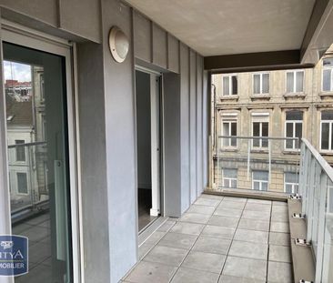 Location Appartement 3 pièces 52m² LILLE 59000 - Photo 4