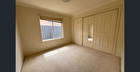 SPACIOUS HOME, GREAT LOCATION!!! - Photo 4