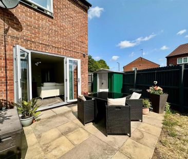 2 bedroom semi-detached house to rent - Photo 6