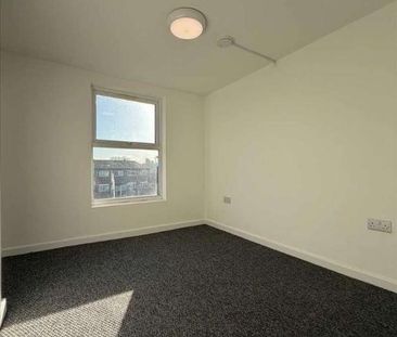 White Hart Lane, Wood Green, N22 - Photo 2