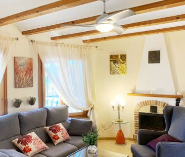 Villa for rent with 3 bedrooms and pool in Calpe for the winter sea... - Photo 5