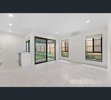 1/37 Kestrel Road, Park Ridge, Qld 4125 - Photo 5