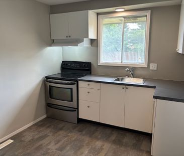 For Lease - 21 Woodlawn Road Unit# 12, Welland, Ontario - Photo 5