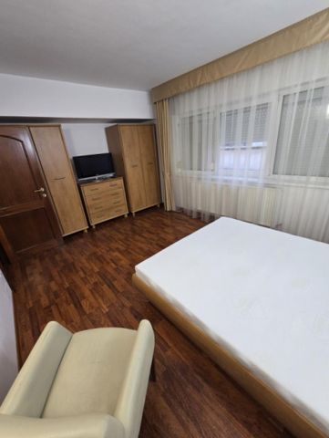 Apartament la inaltime, de inchiriat - Photo 5