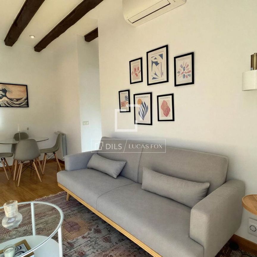 Excellent 2 Bedroom penthouse for rent in Universidad, Madrid - Photo 1