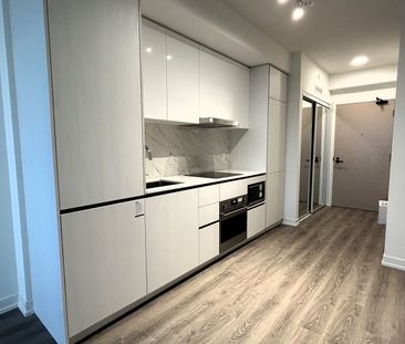 For Lease - 8 Interchange Way Unit# 2010, Vaughan, Ontario - Photo 2