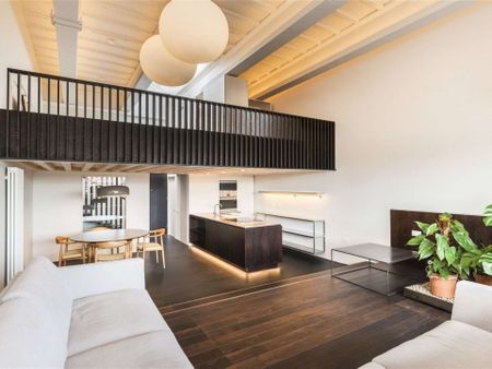 A spectacular one bedroom apartment in this exclusive converted commercial premises - Photo 3