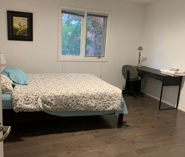 For Lease - 23 Laredo Court, Toronto, Ontario - Photo 4